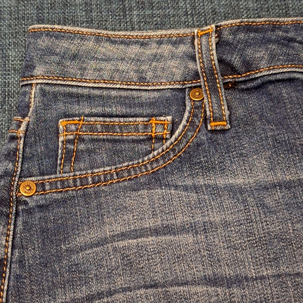 JUST BLACK | Denim, Mini Skirt w/ Frayed Hem - Picture 8 of 16